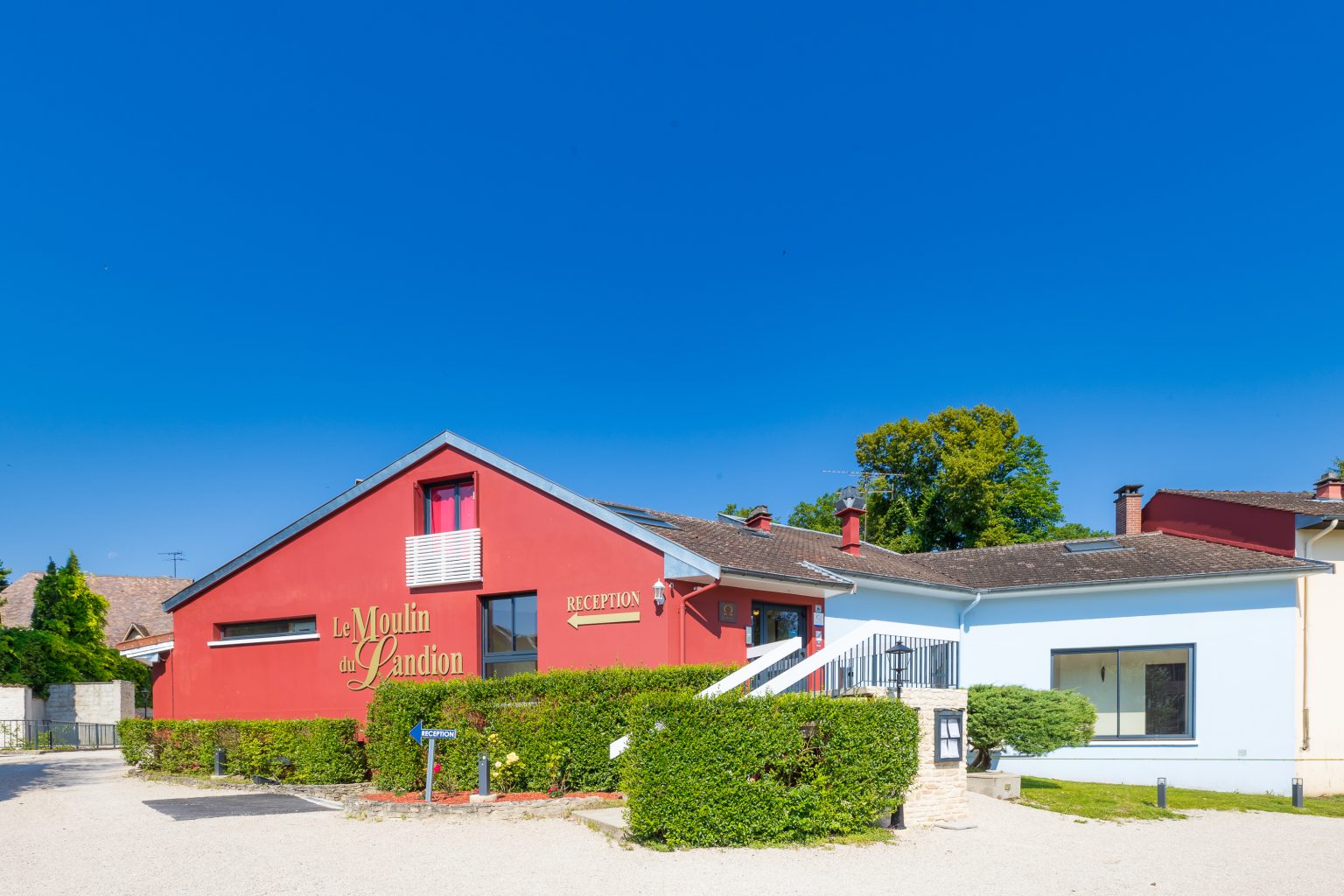 Le Moulin Du Landion Hôtel et Spa in Dolancourt, France
